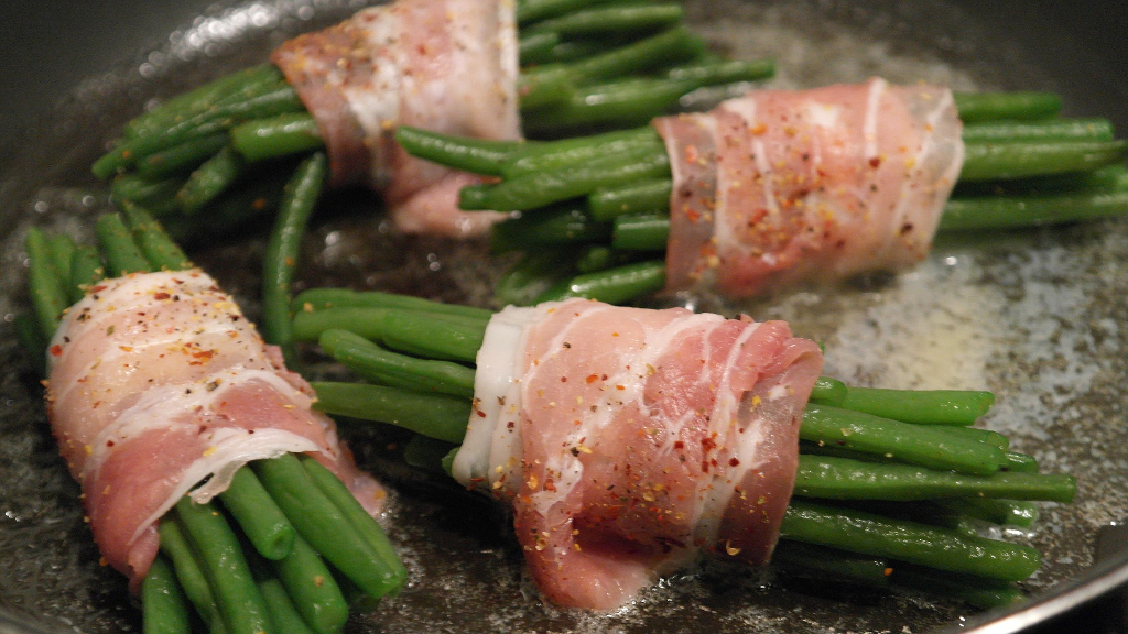 Des haricots verts en fagot